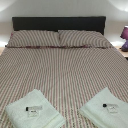 Acton Lodge Guest House London Phòng bức ảnh