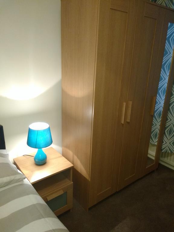 Acton Lodge Guest House London Phòng bức ảnh