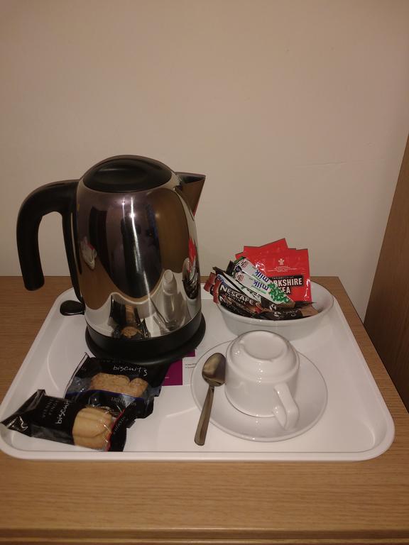 Acton Lodge Guest House London Ngoại thất bức ảnh
